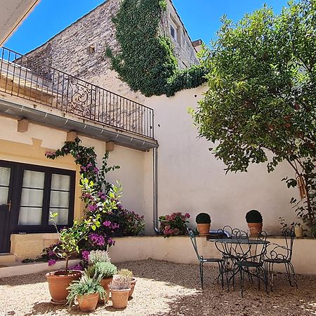 דירות Aigues-Vives  Les Songes D'Augustine מראה חיצוני תמונה
